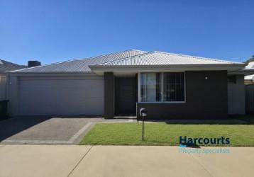 62 Molonglo Cres, Baldivis, WA 6171
