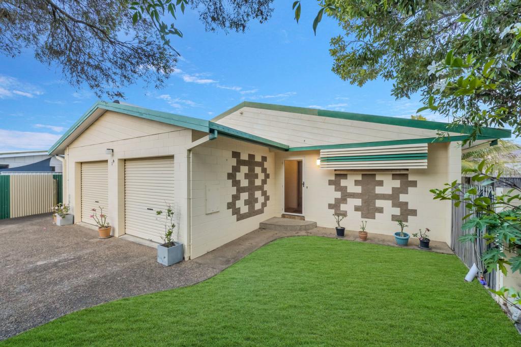 19 Salisbury Cres, Kirwan, QLD 4817