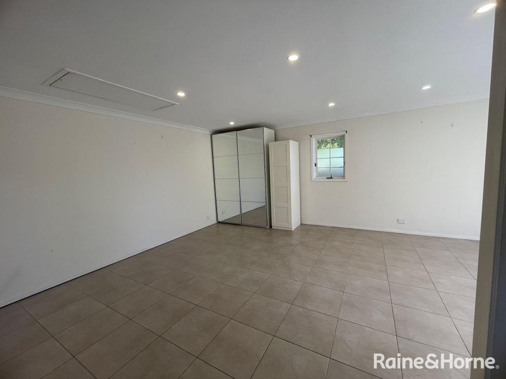 25a Benham Rd, Minto, NSW 2566