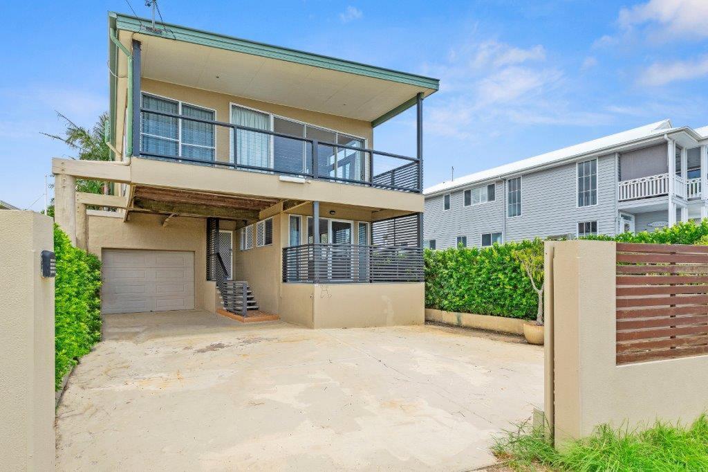 779 Esplanade Esp, Lota, QLD 4179