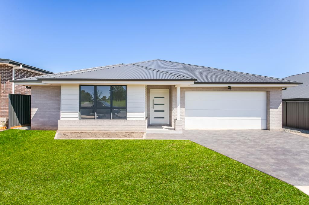 26 Cross St, Tahmoor, NSW 2573