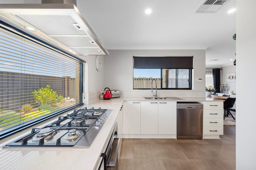 26 Gossan Ch, Piara Waters, WA 6112