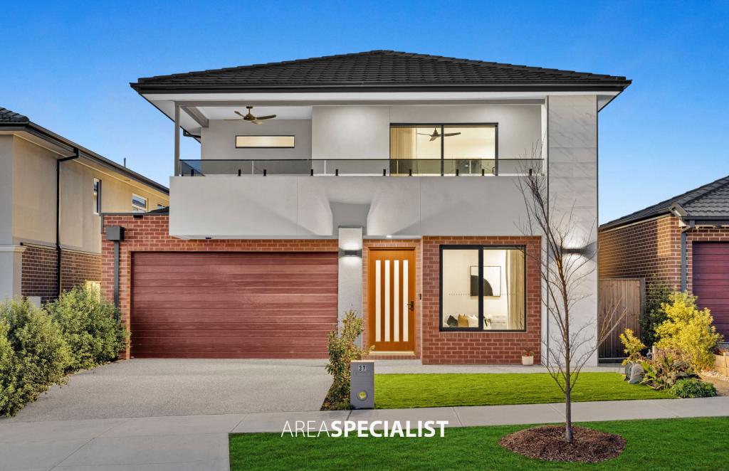 37 Greenfinch Dr, Clyde North, VIC 3978