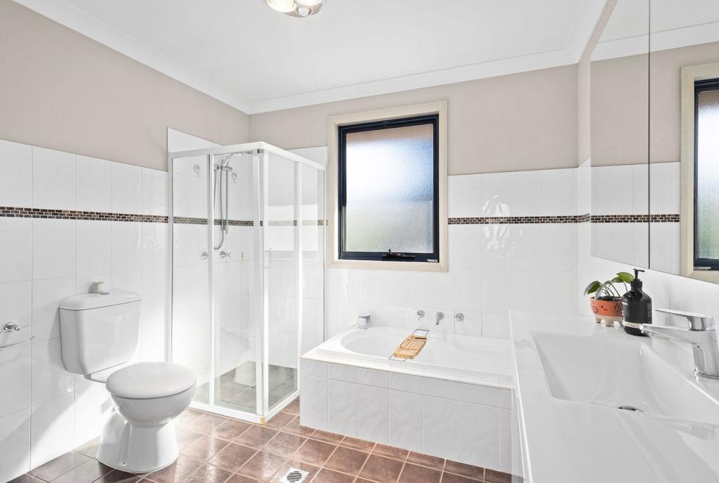 9/17-19 Robertson St, Coniston, NSW 2500
