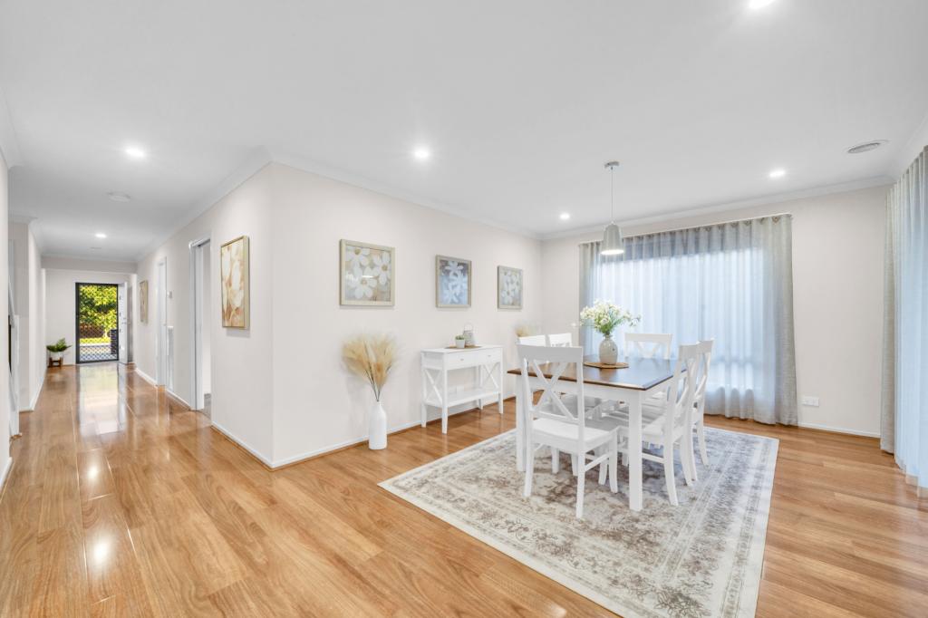 52 Pamplona Way, Clyde North, VIC 3978