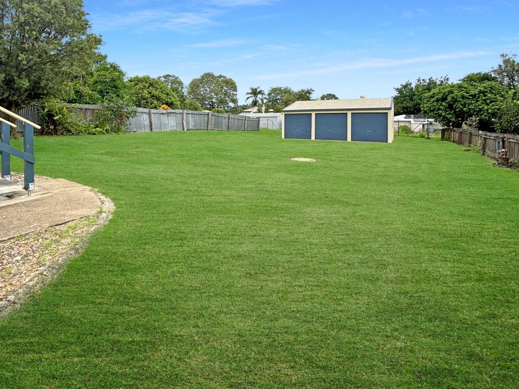 37 West St, Sarina, QLD 4737