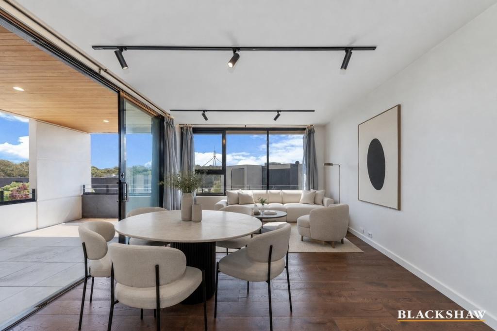 87/7 State Cir, Forrest, ACT 2603