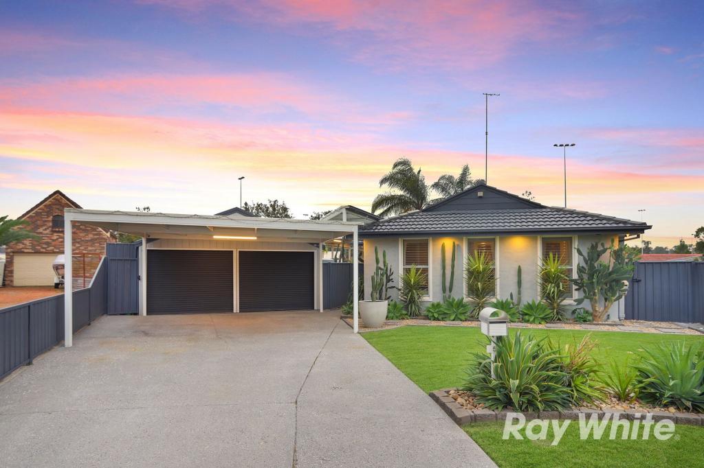 5 HAY CL, ST CLAIR, NSW 2759