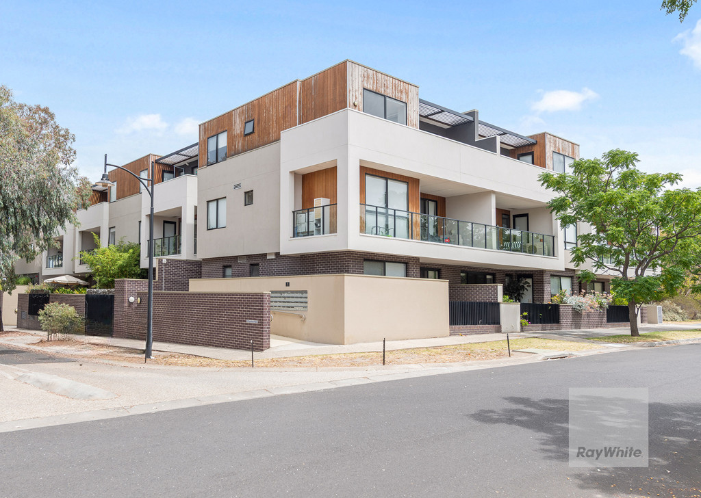 25/2 Monckton Pl, Caroline Springs, VIC 3023