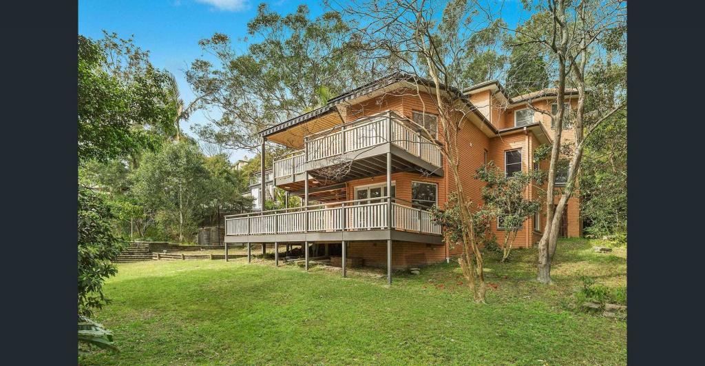 17 Winchester Ave, Lindfield, NSW 2070