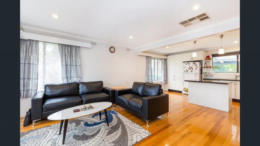 10 Minkara Ct, Croydon, VIC 3136