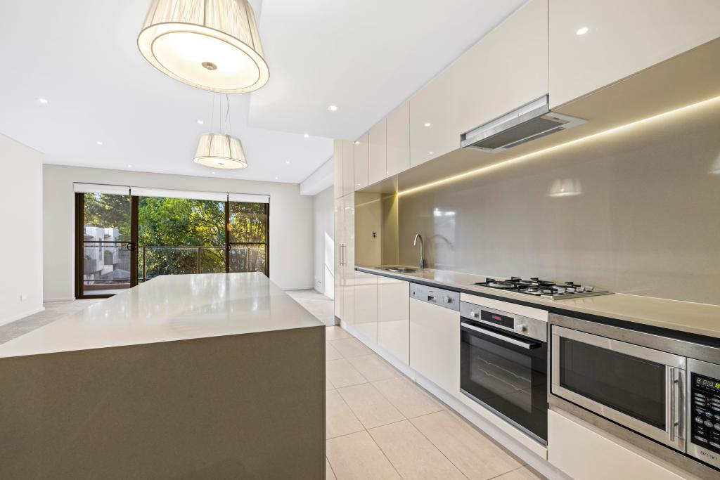 B25/23 RAY RD, EPPING, NSW 2121