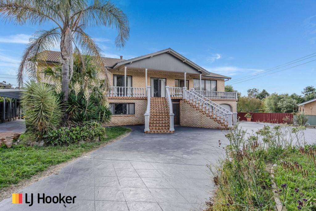 3/17 FLORINA PL, HAWKER, ACT 2614