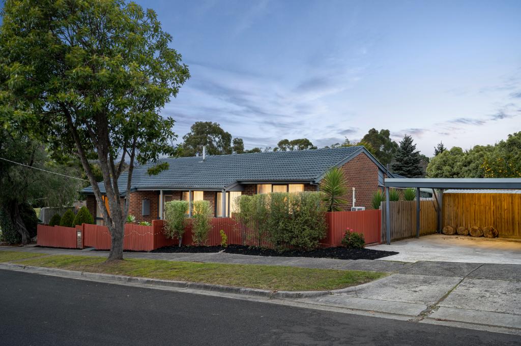 26 Ashcombe Dr, Ringwood, VIC 3134