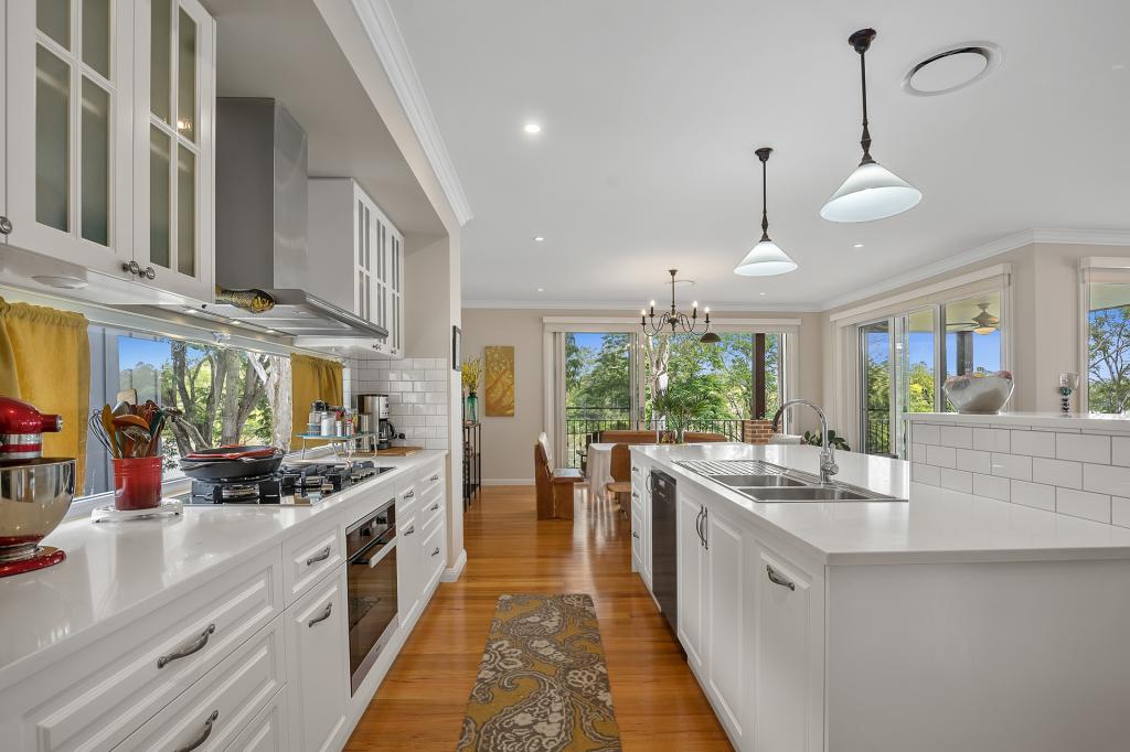 37 Arbour St, Sherwood, QLD 4075