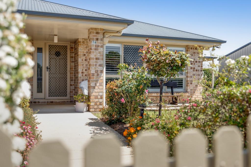 14 Darcy St, Wyreema, QLD 4352