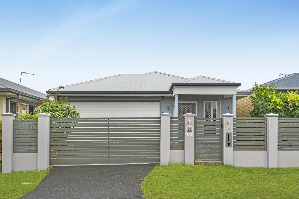 18 Aspen Way, Arundel, QLD 4214