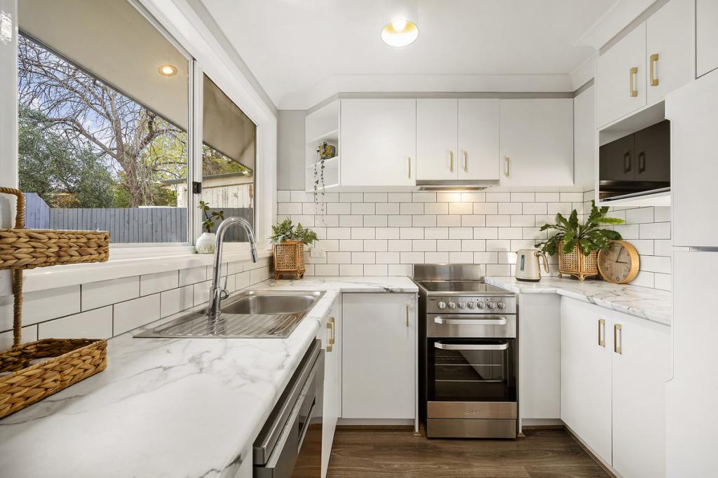 5 Rumker Pl, Charnwood, ACT 2615