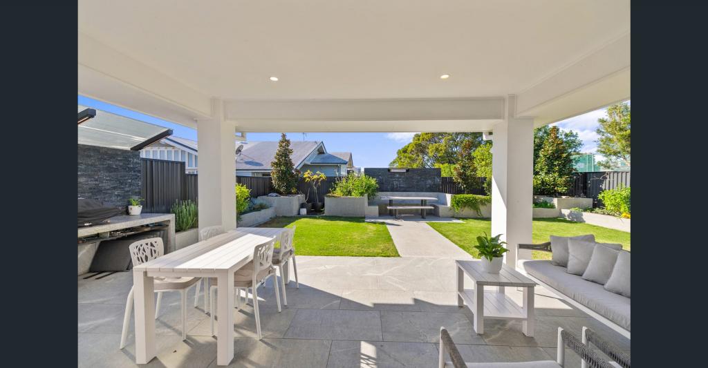8 Faversham St, Woolloongabba, QLD 4102