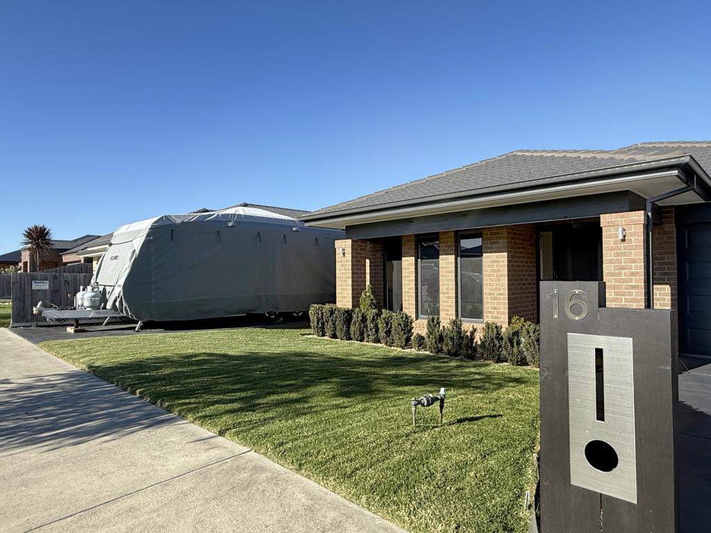 16 Hudson Cres, Lucknow, VIC 3875