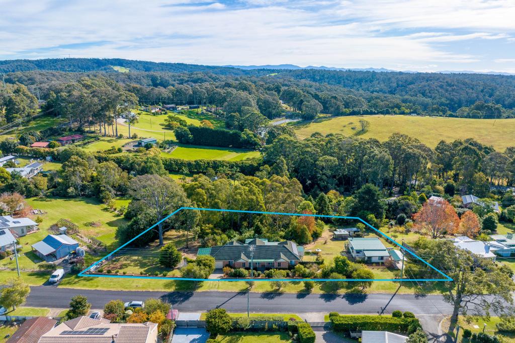 4 Perkins Pde, North Narooma, NSW 2546