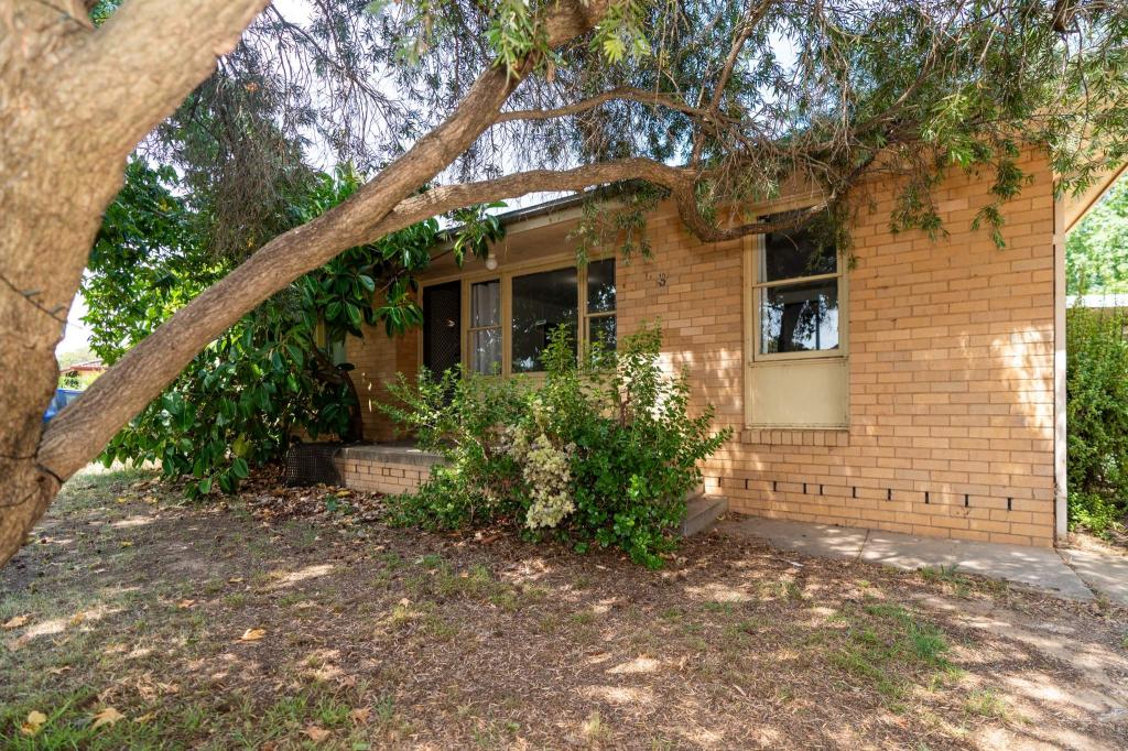 44 Bruce St, Tolland, NSW 2650