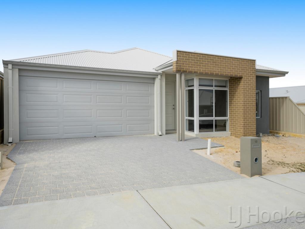 13 Paddle Way, Yanchep, WA 6035