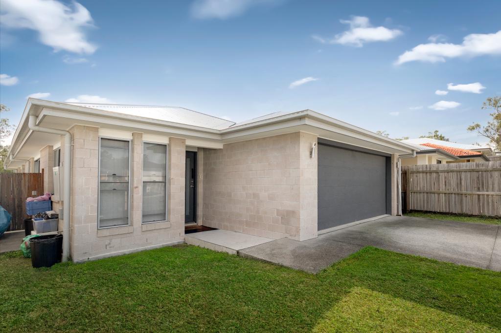 12 Livadi St, Park Ridge, QLD 4125