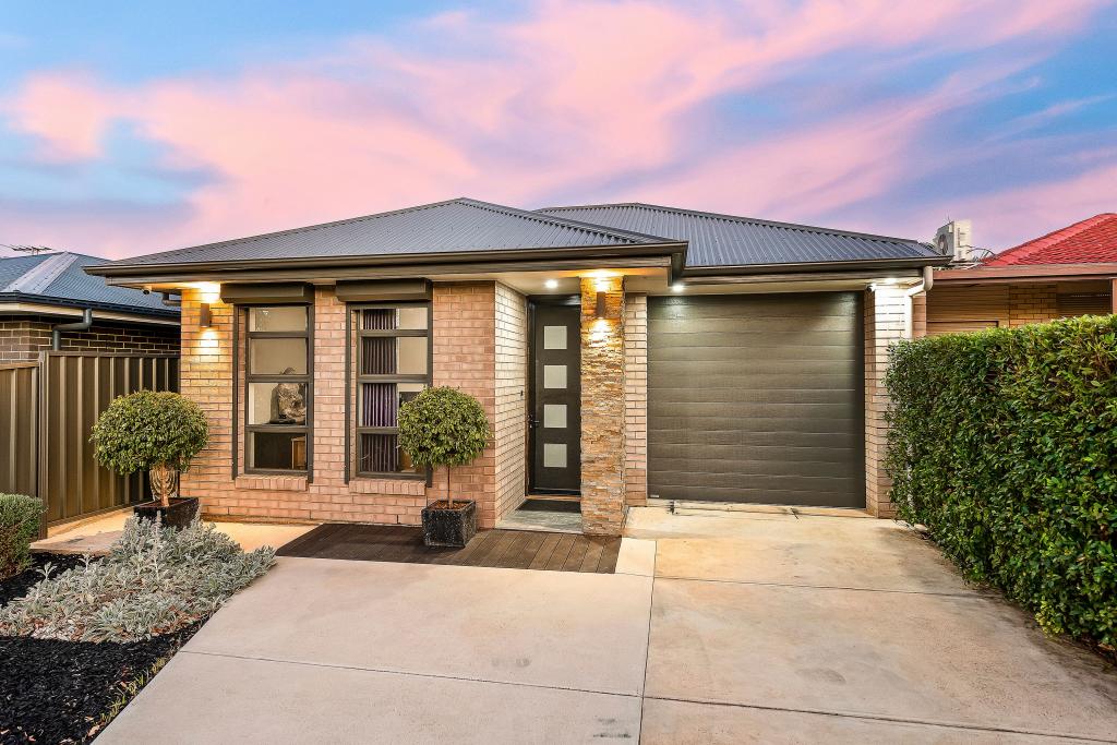 10 Geoffrey Ave, Valley View, SA 5093