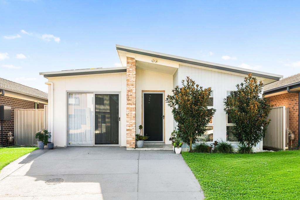 81 Eighteenth Ave, Austral, NSW 2179