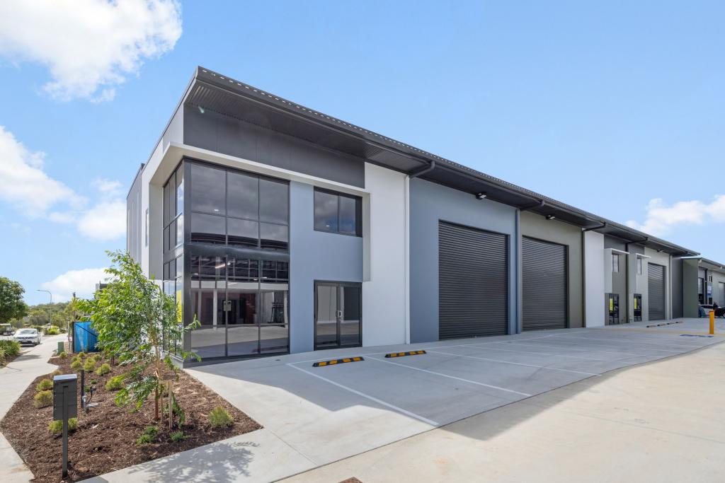 1/68 Jardine Dr, Redland Bay, QLD 4165