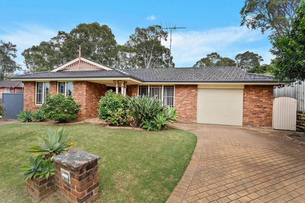 11 Claret Ash Gr, Menai, NSW 2234