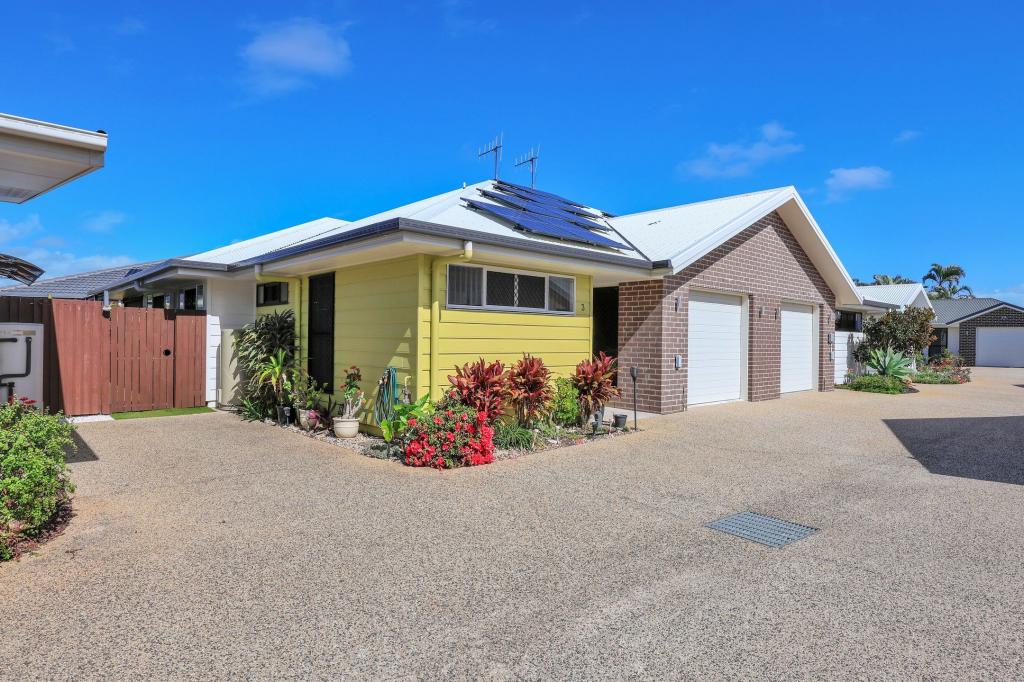 3/6 Back Hill Dr, Coral Cove, QLD 4670