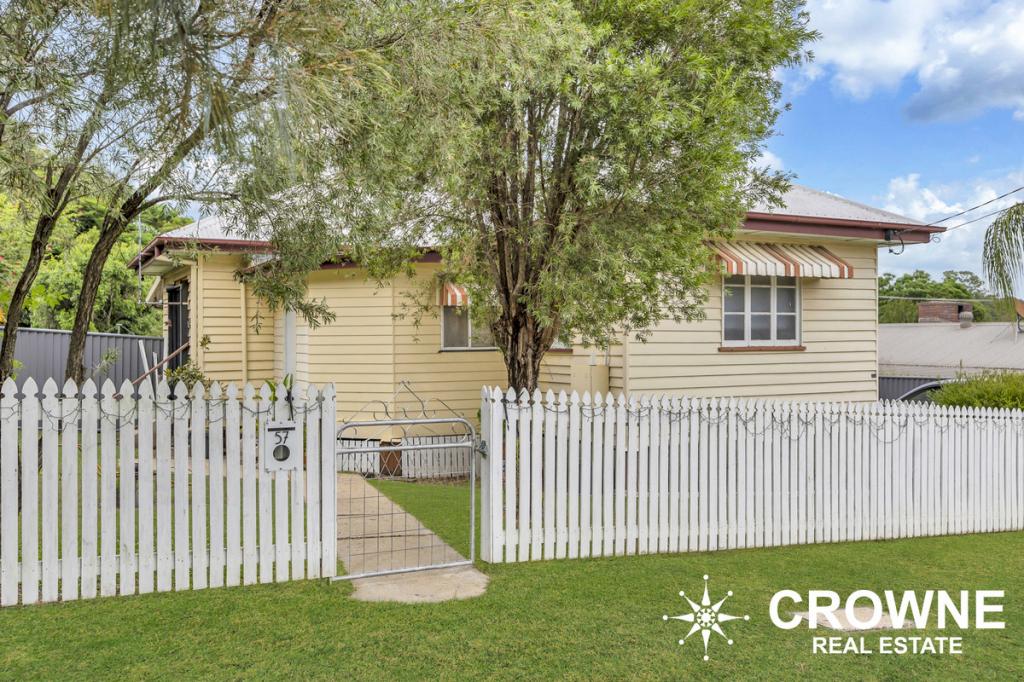 57 Queen St, Blackstone, QLD 4304