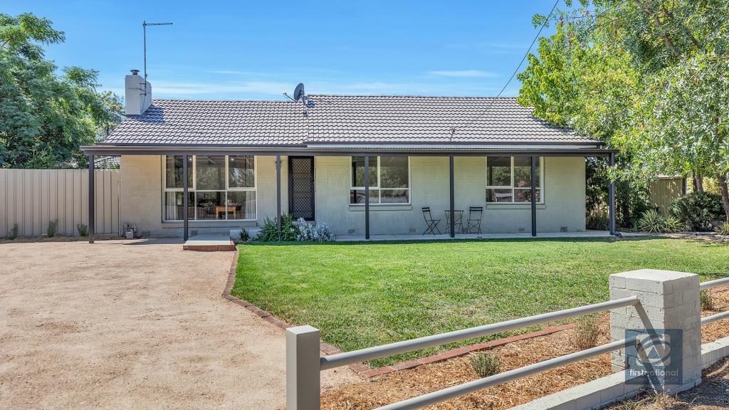 11B FRANCIS ST, MOAMA, NSW 2731