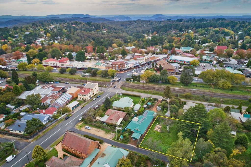 4 KUBYA ST, BLACKHEATH, NSW 2785