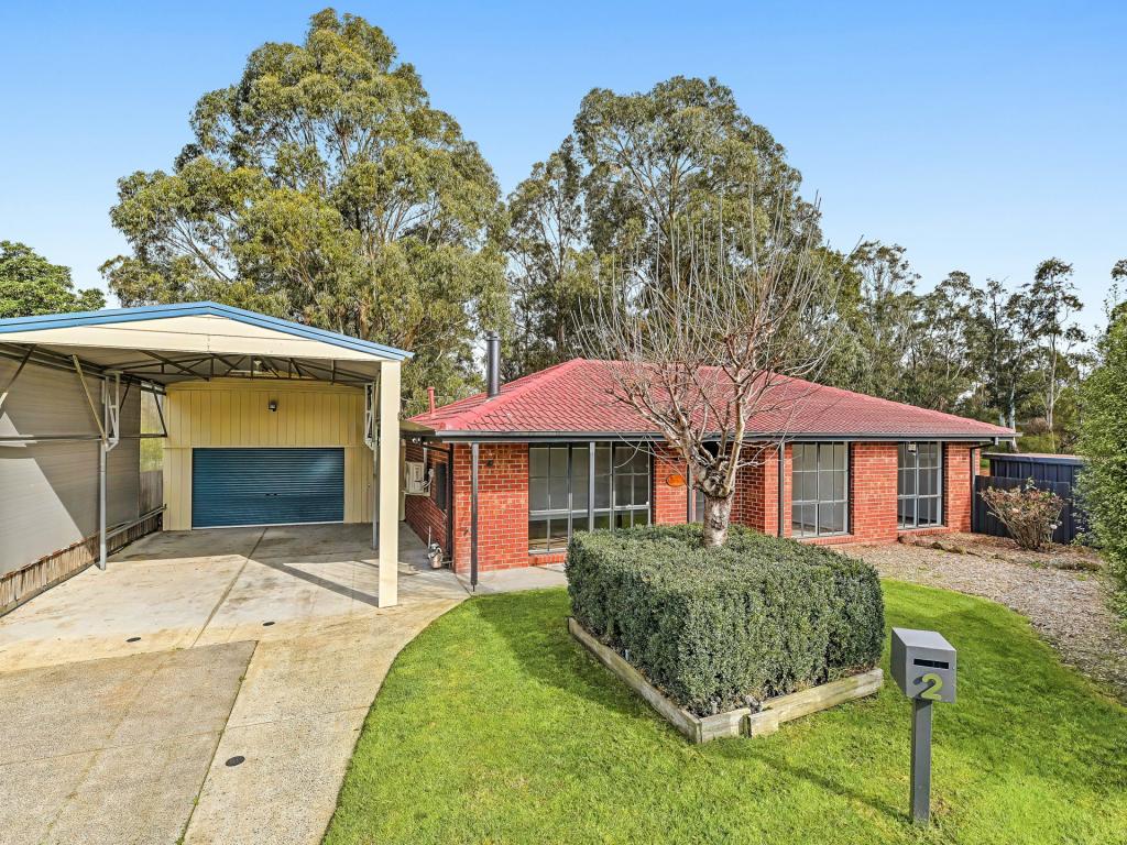 2 Bastow Cl, Pakenham, VIC 3810