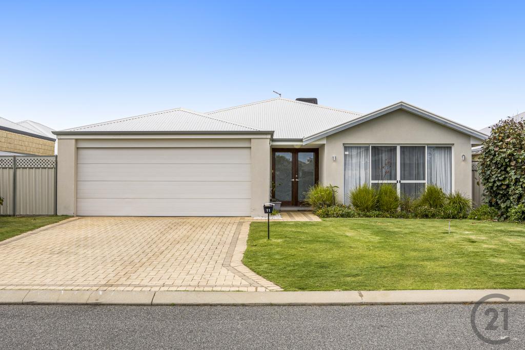 11 Decora Way, Halls Head, WA 6210