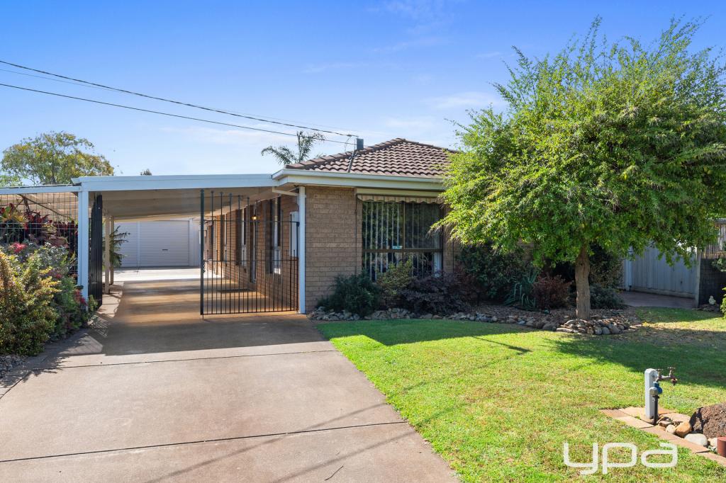 7 Sturt Rd, Melton South, VIC 3338