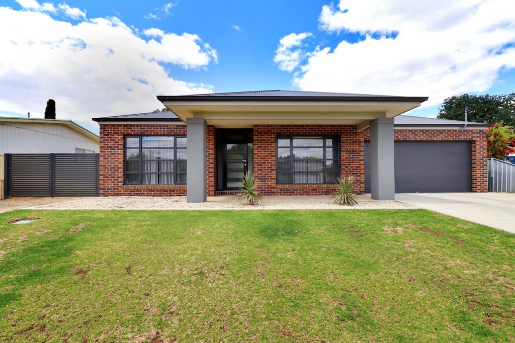 2 Watson Ct, Deniliquin, NSW 2710