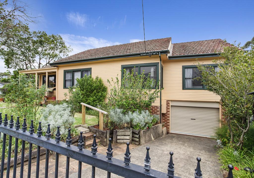 46 STANLEIGH CRES, WEST WOLLONGONG, NSW 2500