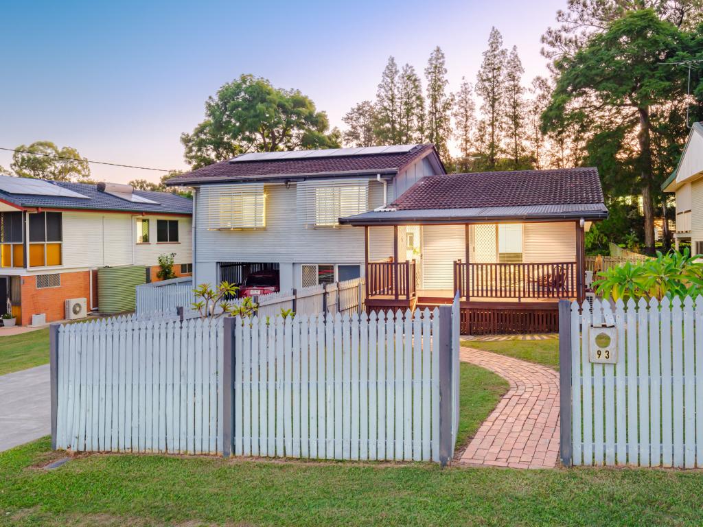 93 Douglas St, Oxley, QLD 4075