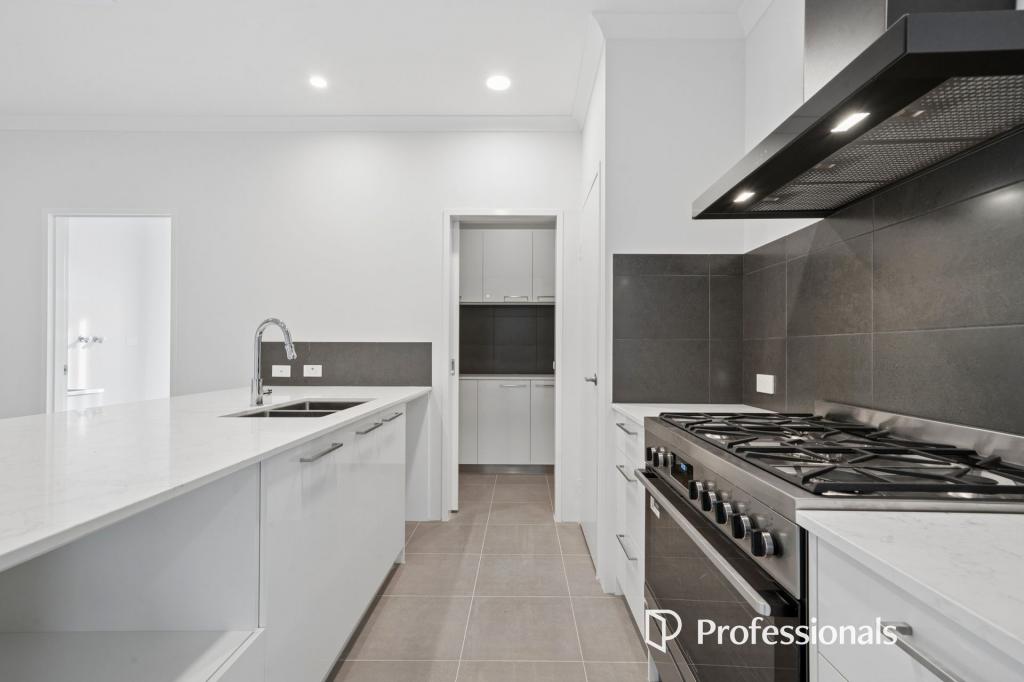8 MCDERMOTT ST, BYFORD, WA 6122