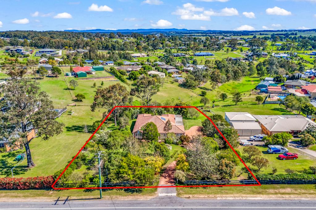 295 Aberglasslyn Rd, Aberglasslyn, NSW 2320