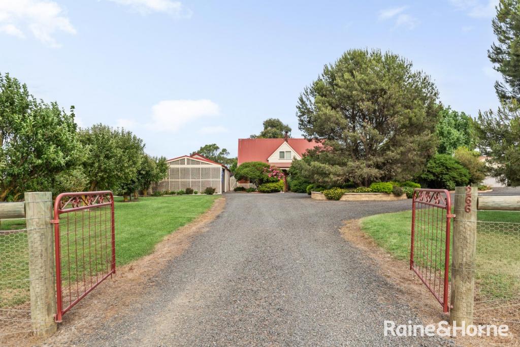 266 Redhill Rd, Kyneton, VIC 3444