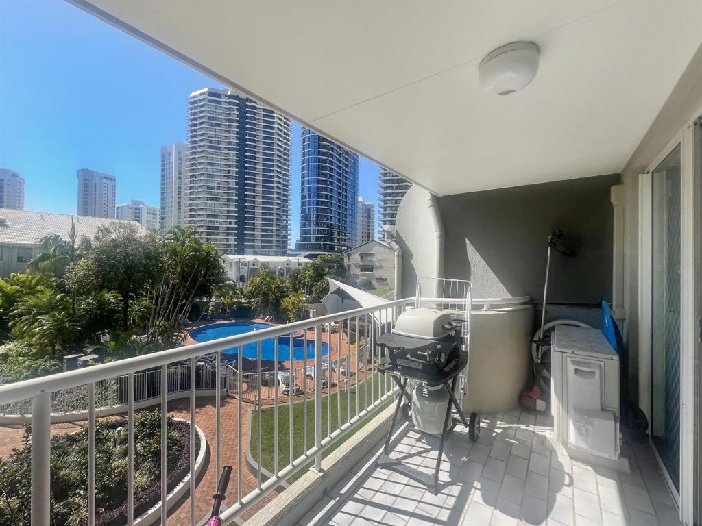 35/11 Breaker St, Main Beach, QLD 4217