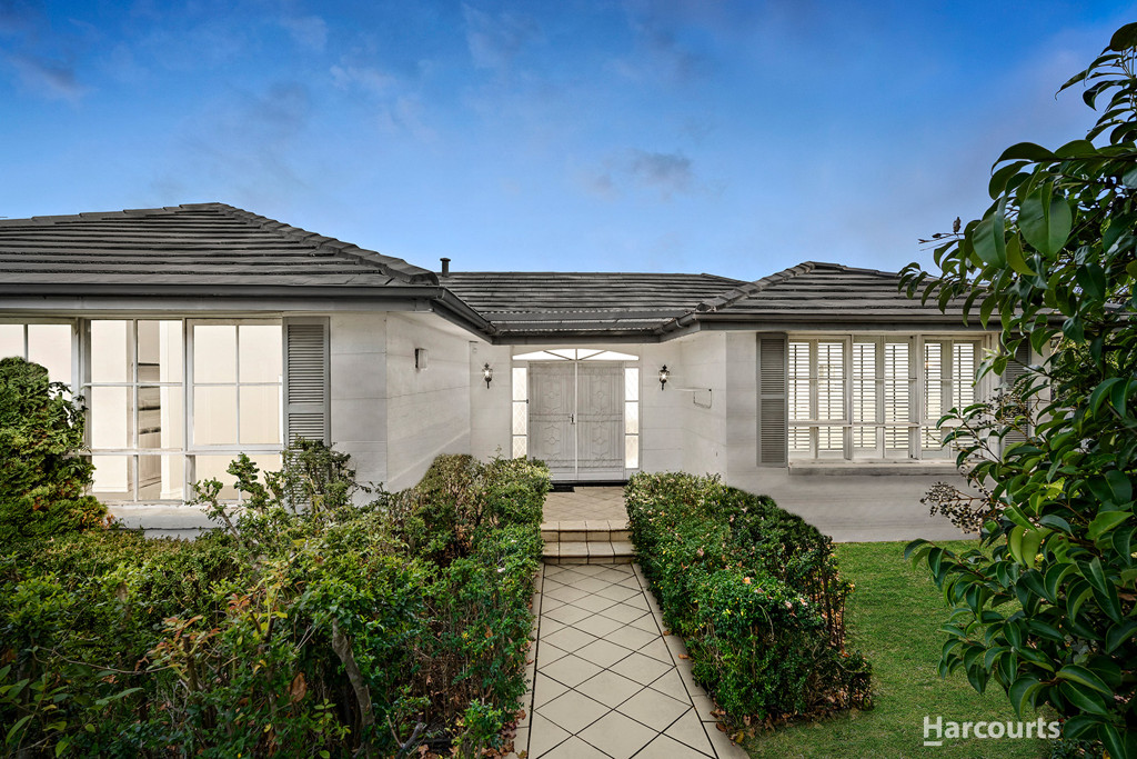 1 Windella Qdrt, Doncaster, VIC 3108