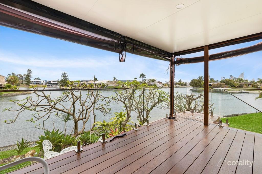 1/45 Hooker Bvd, Broadbeach Waters, QLD 4218
