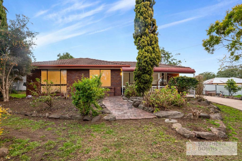 50 Pine St, Killarney, QLD 4373