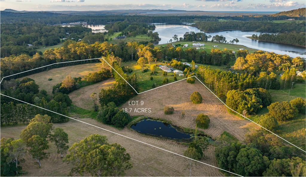 Contact agent for address, LAKE MACDONALD, QLD 4563
